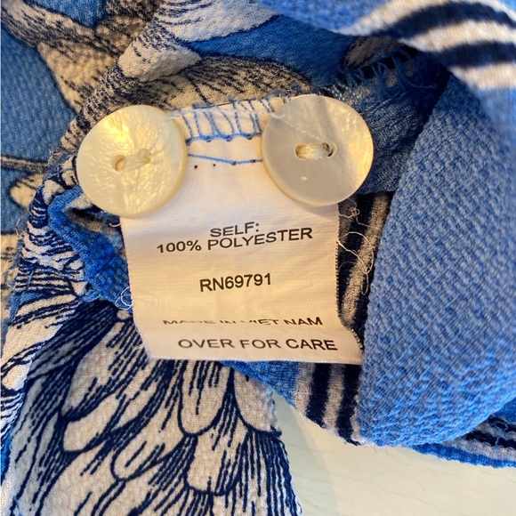 Fig and Flower Floral Stripe Top Women’s Large Blue Button Up Cottagecore Beach - Picture 3 of 8